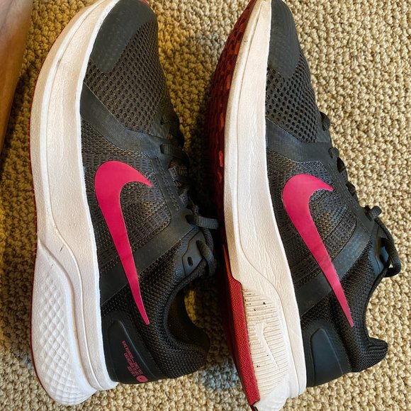 Nike Run Swift Shoes V. 2.0 Like New! W8.5 - Picture 6 of 6